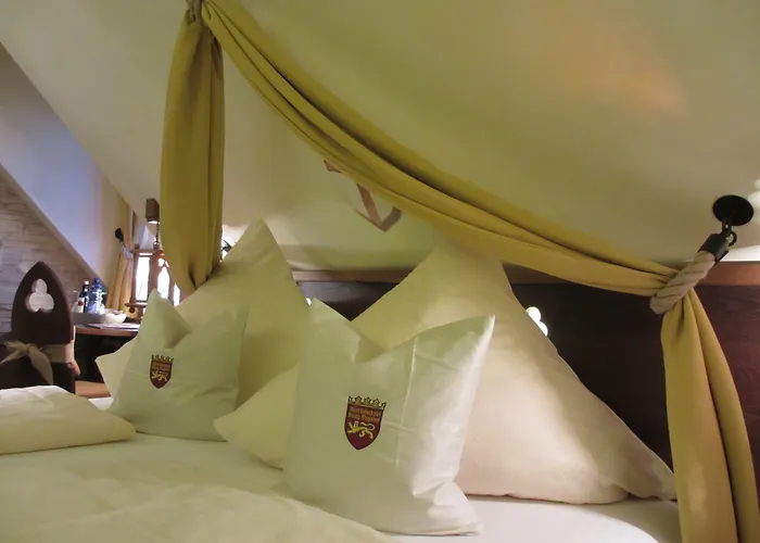 Mittelalterhotel-Gästehaus Rauchfang Meersburg