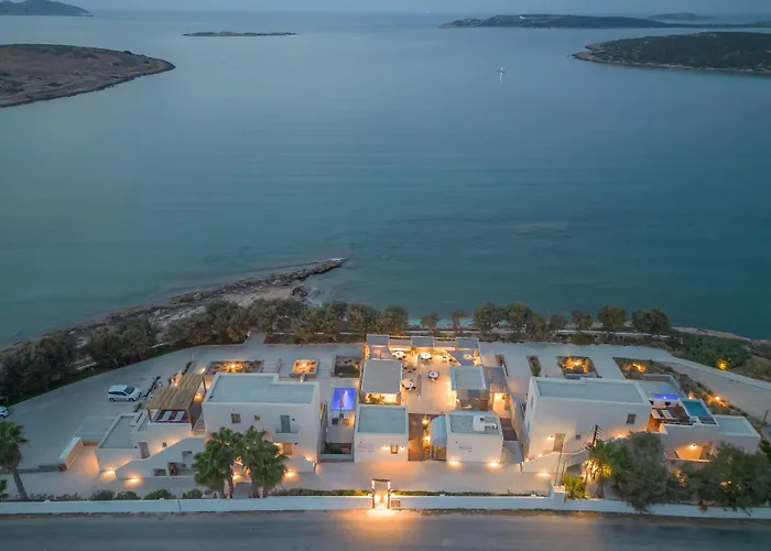 Paros Comfy Suites Naoussa