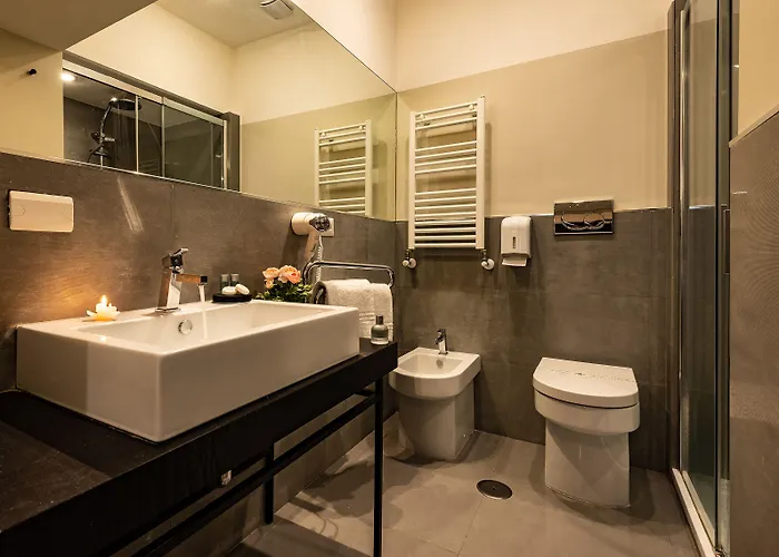 Tula Inn Roma