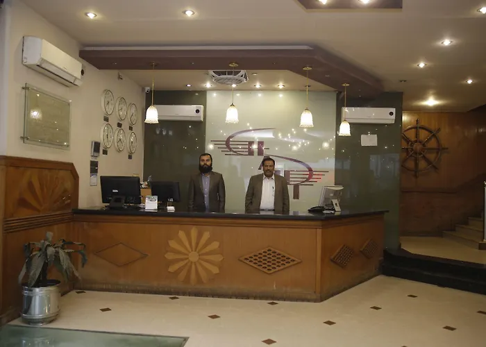 Hotel Al Harmain Tower Karachi