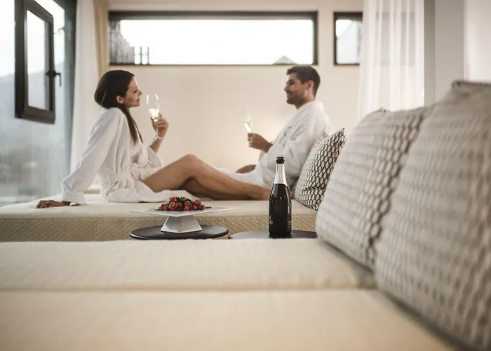 Stoa - Elegant & Romantic Guest House - "Adults Only" San Vigilio Di Marebbe