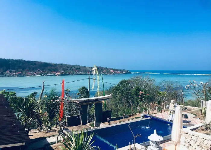 Sunday Huts Lembongan Hotel