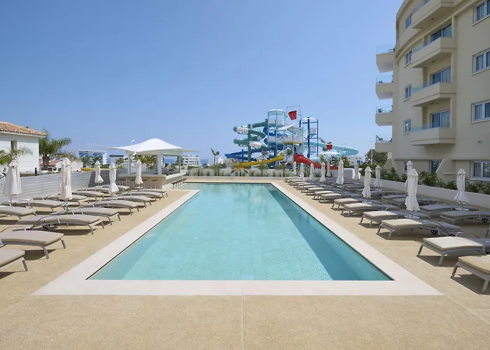 Sunrise Oasis Hotel & Waterpark Protaras