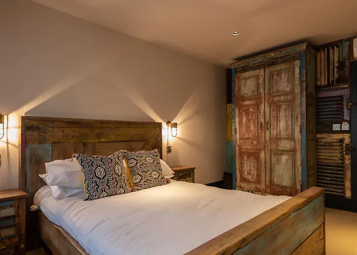 Charter House Hotel Newport 