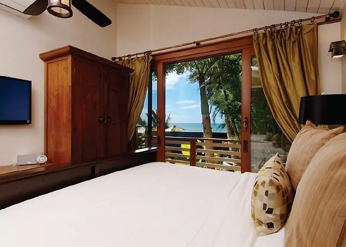 Paia Inn