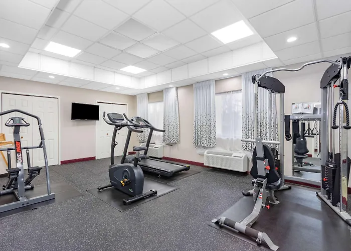 Baymont By Wyndham Midway Tallahassee