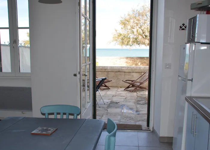 Le Mole Bed & Breakfast La Flotte