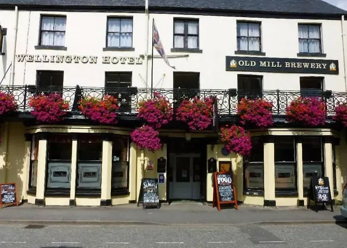 The Wellington Hotel Howden