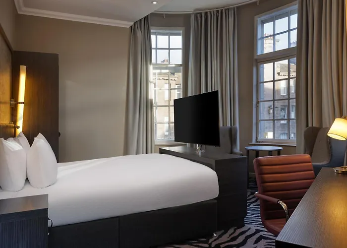 Doubletree By Hilton Edinburgh City Centre