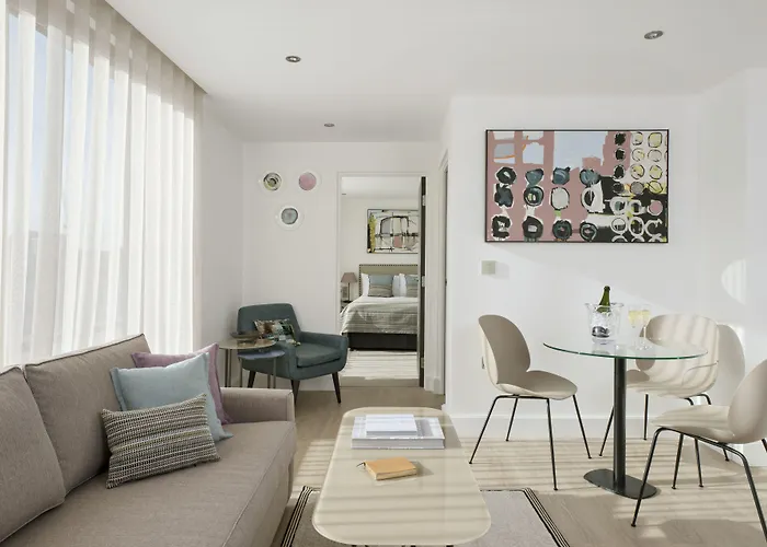 The Chronicle By Supercity Aparthotels London