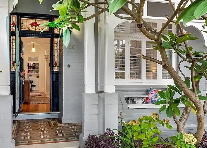 Manly Waves Studios & Apartments Sydney