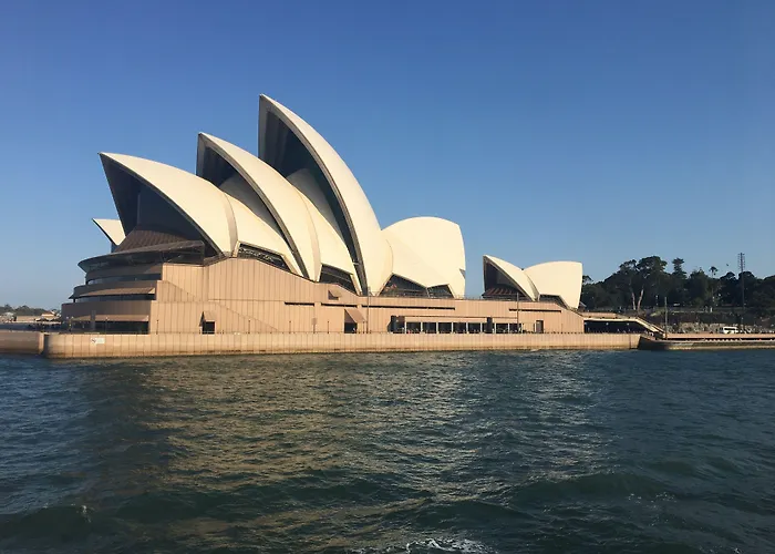 Manly Waves Studios & Apartments Sydney