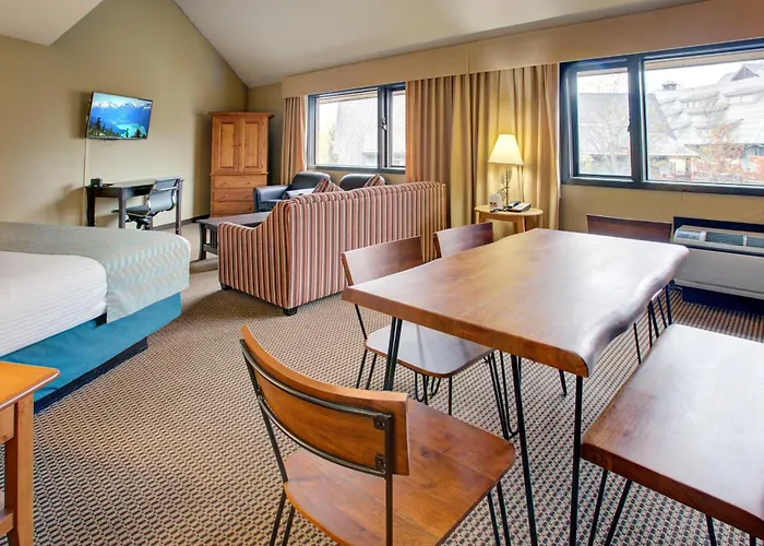 Blackcomb Lodge Whistler