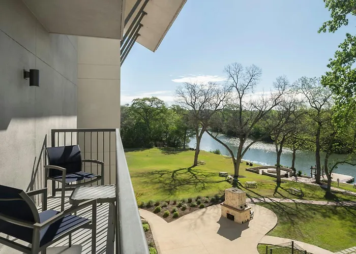 Courtyard By Marriott New Braunfels River Village
