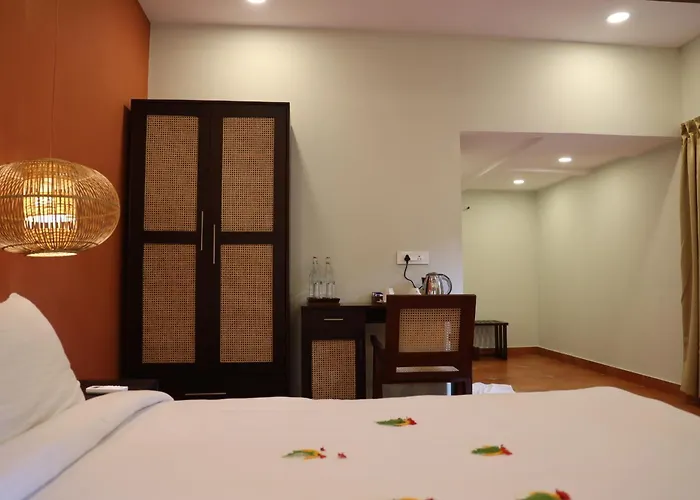 Punnamada Resort Alappuzha