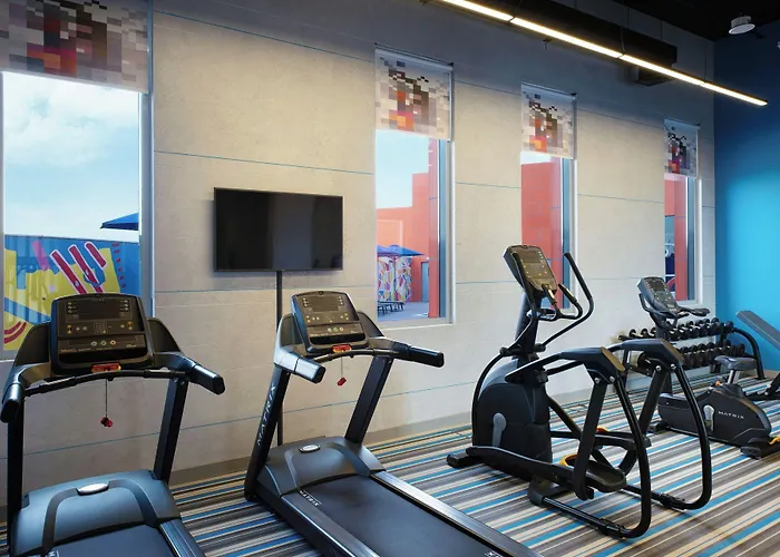 Hotel Aloft By Marriott Dubai South
