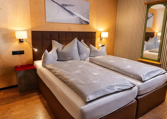 Wohlfuehlhotel Hubertushof Am Arlberg - Ski-In & Ski-Out - Sky Pool Stuben am Arlberg