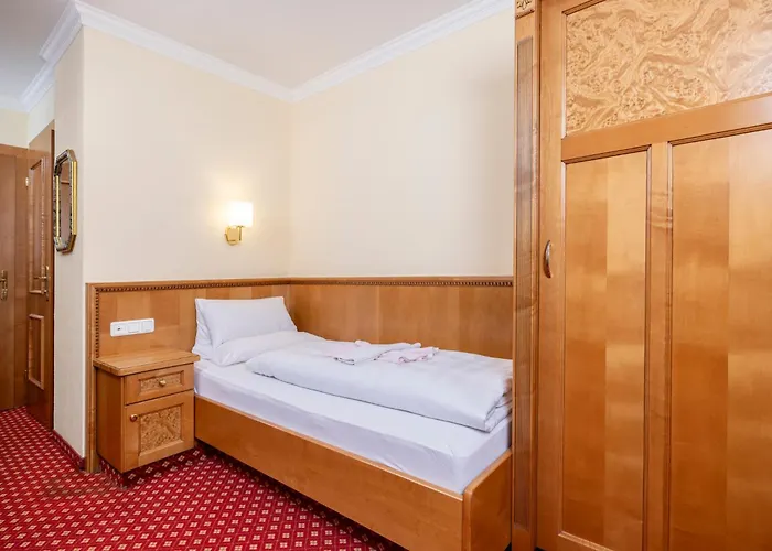 Hotel-Pension Strolz Mayrhofen
