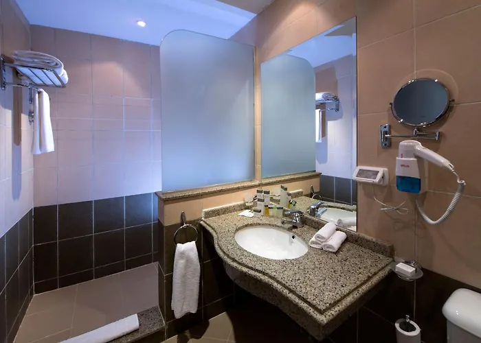 Concorde Moreen Beach Resort Abu Dabab