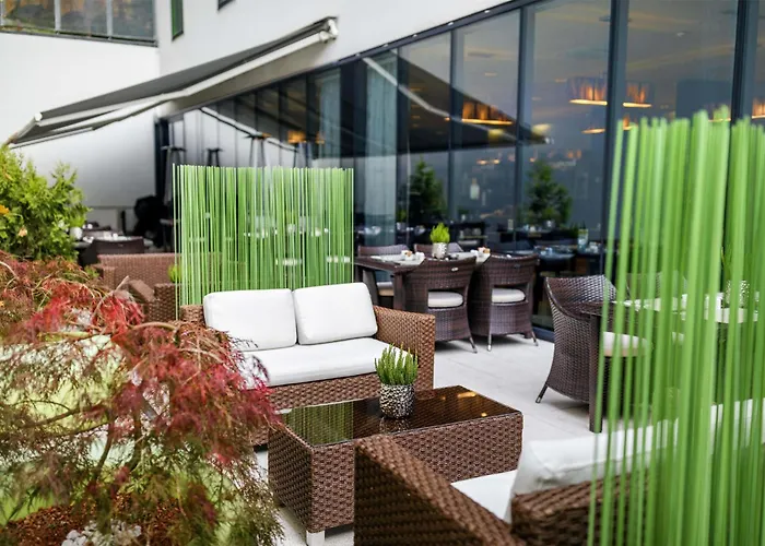 Occidental Praha Five Hotel