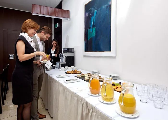 Occidental Praha Five Hotel