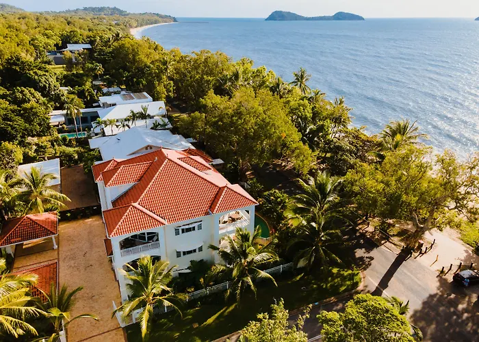 Villa Beach Palm Cove Clifton Beach