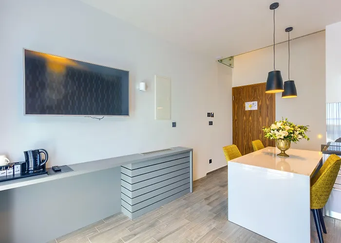 Bel Residence Split