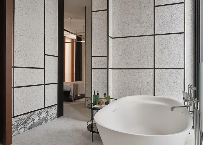Rosewood Hong Kong Hotel