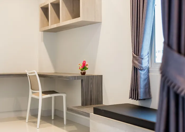 Evergreen Suite Hotel Surat Thani