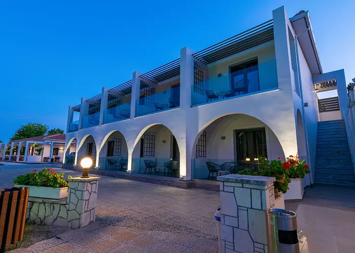 Sunny Garden Hotel Tsilivi 