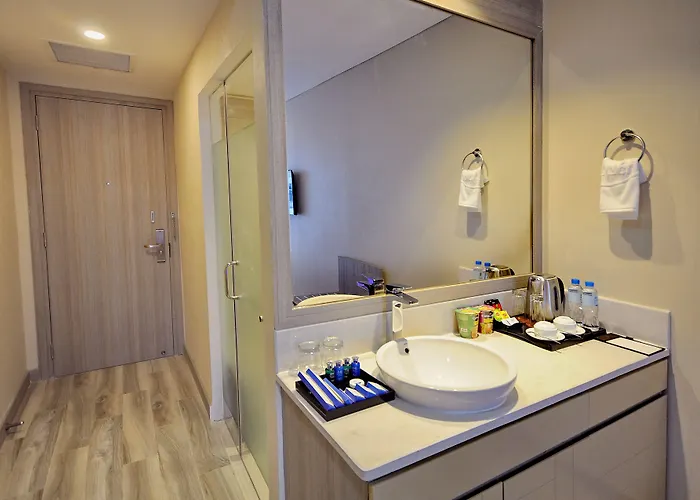 The MCR Luxury Nha Trang Managed by Bizciti Nha Trang Hotel