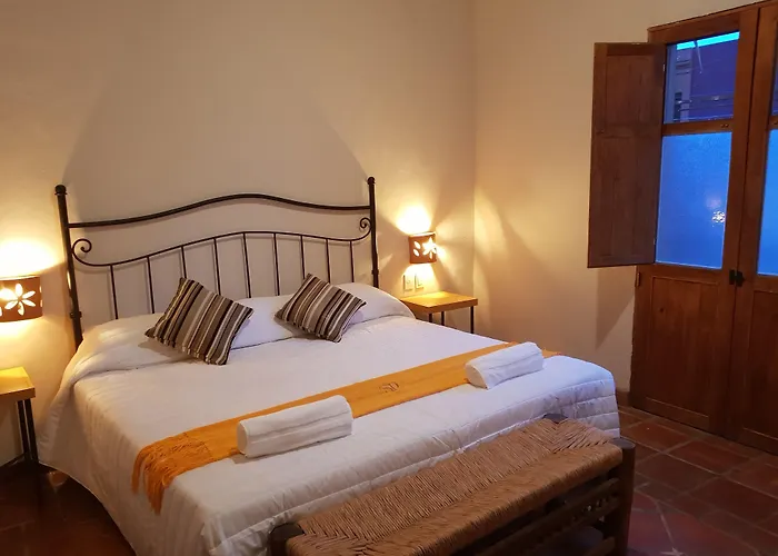 Puerta San Pedro Hotel Tlaquepaque