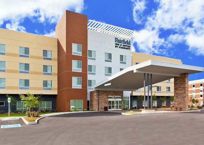 Fairfield Inn & Suites By Marriott Birmingham Colonnade
