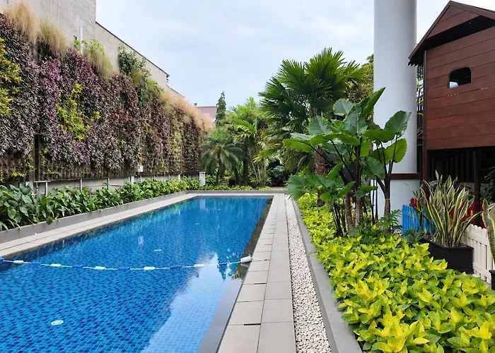 Rayz Umm Hotel Malang
