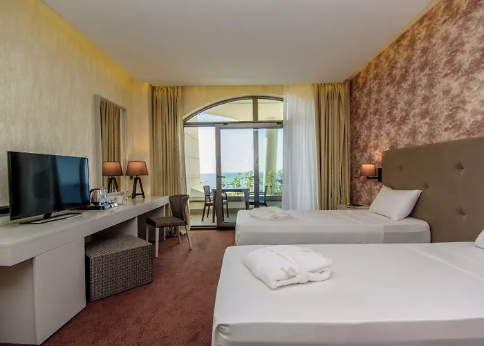 The Grand Gloria Hotel Batum