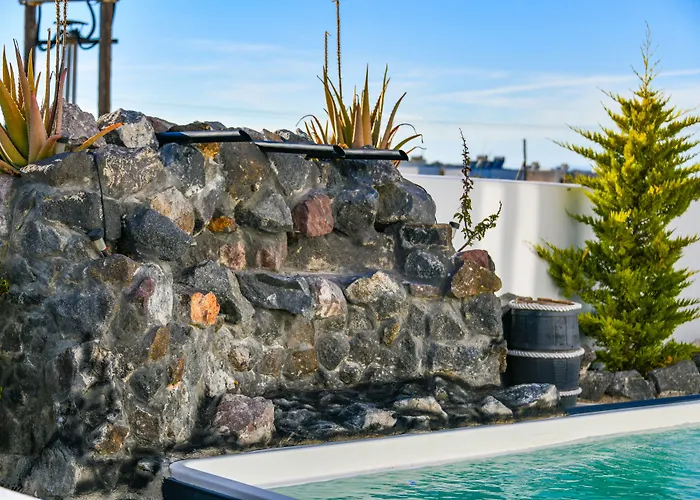 Sun Springs Suites Kamári