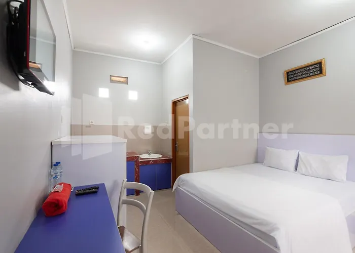 Villa Syariah Citeko RedPartner Bogor