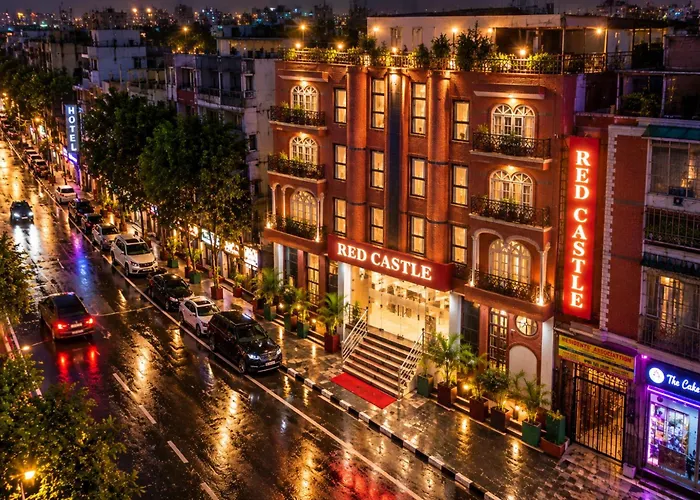 Hotel Red Castle - Near Ganga Ram & Blk Hospital - Karol Bagh New Delhi
