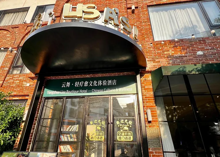 Yangshuo Lisa Boutique Hotel -- Central City & 8 Min To West Street & 6 Min To Li River