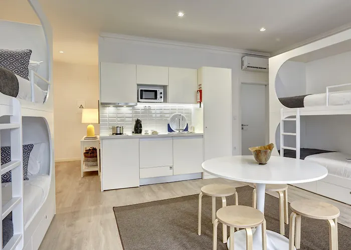 Porto Downtown Lovers Suites Bombarda 451