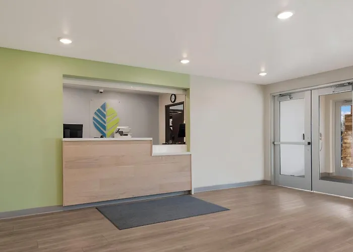 Woodspring Suites Phoenix-Deer Valley