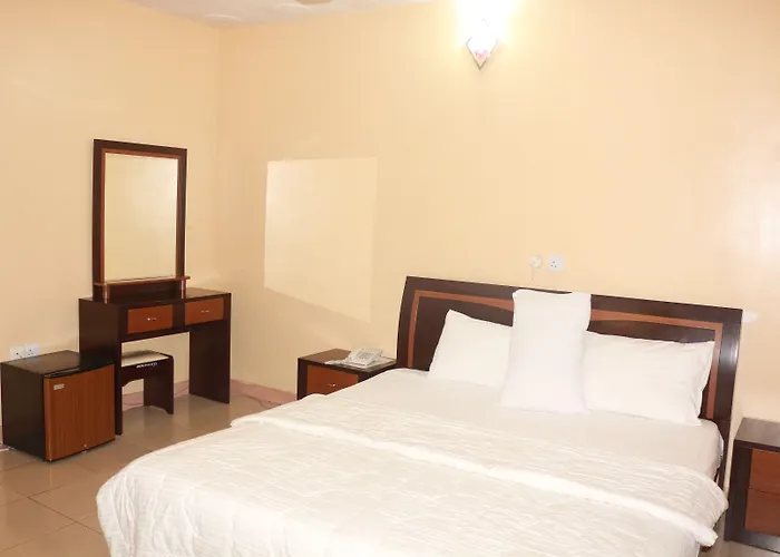 Ann'S Haven Hotel & Suites Uyo