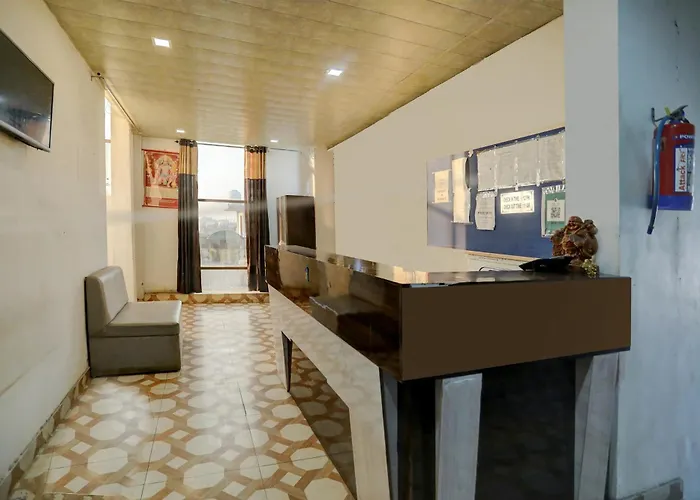 Hotel O The Royals Inn Aligarh