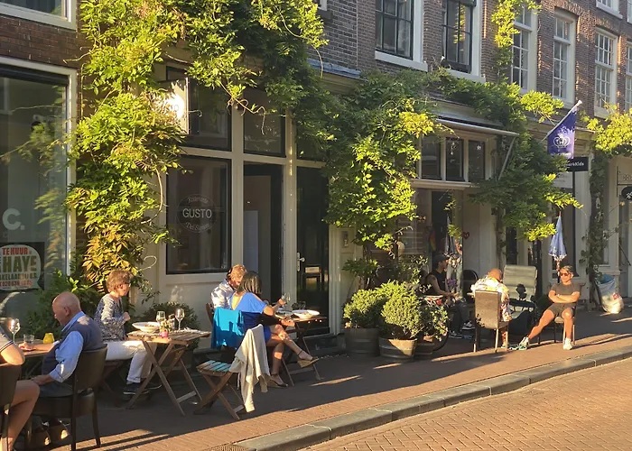 Amsterdam Barangay Hotel