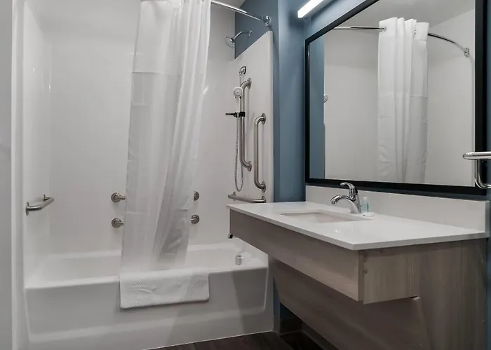 Woodspring Suites Detroit Sterling Heights