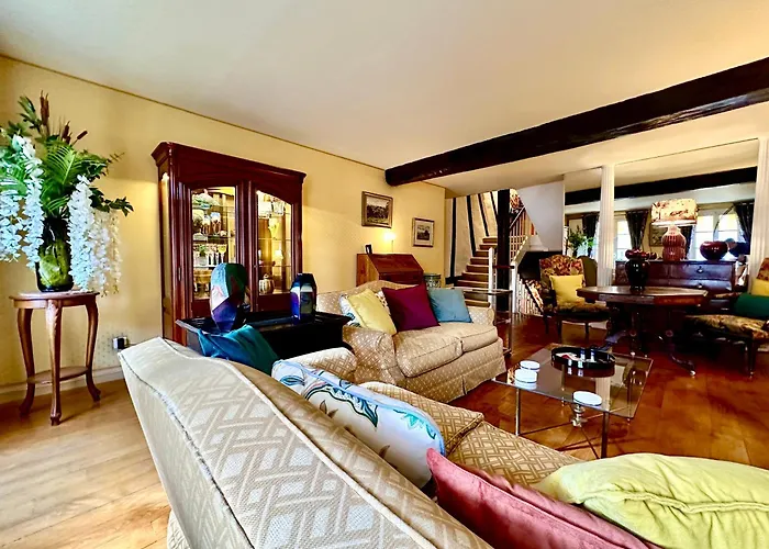 Le Logis Plantagenet Bed & Breakfast Bergerac