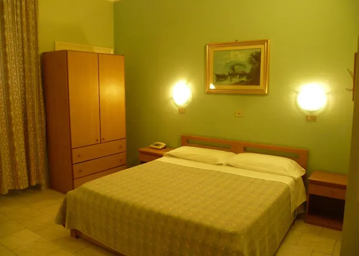 Hotel Pensione Romeo Bari
