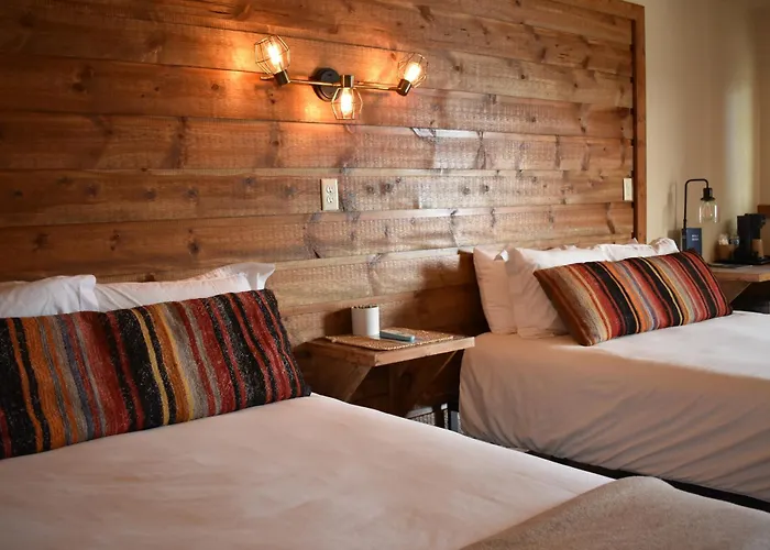 Horseshoe Bend Motel Lovell