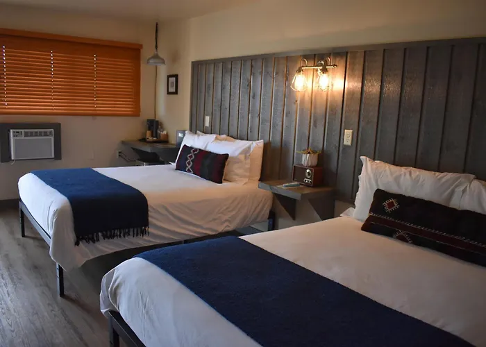 Horseshoe Bend Motel Lovell