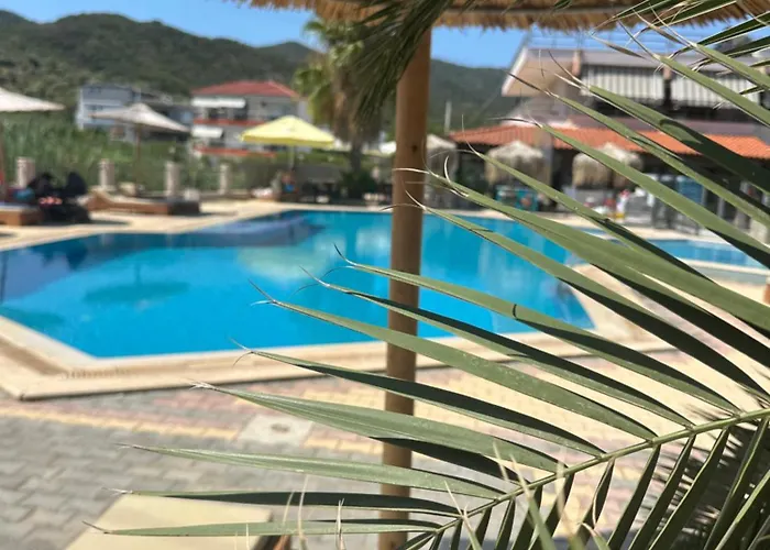 Hotel Palmera Szárti